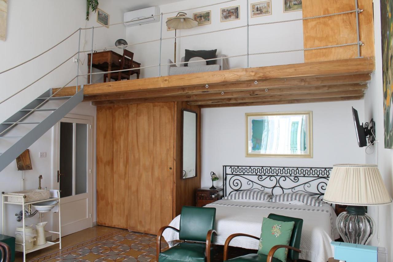 Novecento Apartment Монополи Екстериор снимка