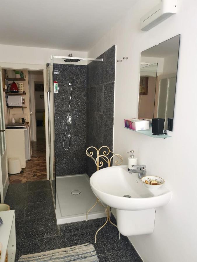 Novecento Apartment Монополи Екстериор снимка